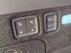 FAW Red Flag E-HS9 2021 510km Range Flagship Edition Six-Seater - ფოტო 9