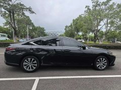 Lexus ES 200 Premium Edition - ფოტო 8