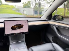Tesla Model Y Rear-Wheel Drive - ფოტო 18