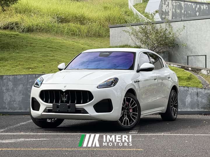 Maserati Grecale 2023 2.0T GT - ავტომობილი ჩინეთიდან