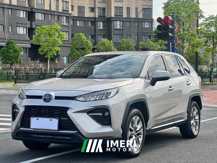 Toyota Venza Hybrid 2.5L E-CVT FWD Luxury - ავტომობილი ჩინეთიდან