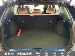 Volvo XC70 Plug-in Hybrid Two-Wheel Drive Long Range Core - ფოტო 13