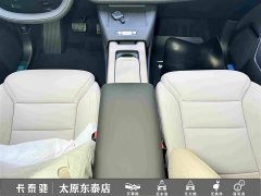 Volvo XC70 Plug-in Hybrid Two-Wheel Drive Long Range Core - ფოტო 20
