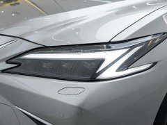 Lexus ES 200 Premium Edition - photo 8