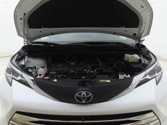 Toyota Sienna 2023 2.5L Hybrid Comfort Edition - ფოტო 10