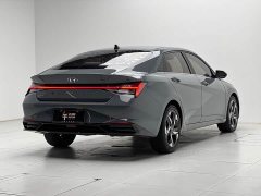 Hyundai Elantra 1.5L CVT Luxury - ფოტო 4