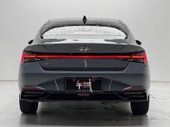 Hyundai Elantra 1.5L CVT Luxury - ფოტო 5