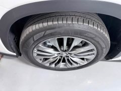 Toyota Highlander 2.5L Smart Hybrid AWD Premium 7-Seater - ფოტო 17