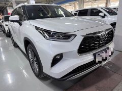 Toyota Highlander 2.5L Smart Hybrid AWD Premium 7-Seater - ფოტო 3