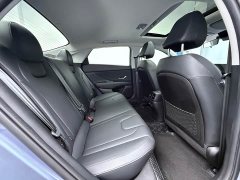 Hyundai Elantra 2023 1.5L CVT Luxury - ფოტო 10