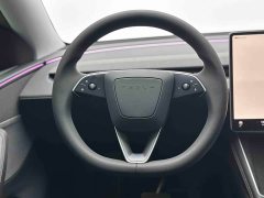 Tesla Model Y Rear-Wheel Drive - ფოტო 16
