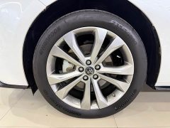 Toyota Sienna 2023 2.5L Hybrid Premium Edition - ფოტო 5