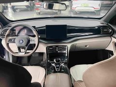 BYD Qin PLUS Glory Edition DM-i 55KM Leading - ფოტო 13