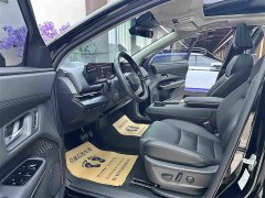 Nissan ARIYA 2022 Two-Wheel Drive Long Range Top Configuration - ფოტო 9