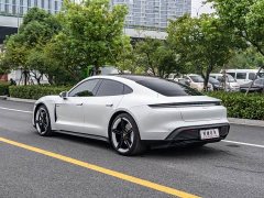 Porsche Taycan - ფოტო 7