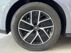 BYD Qin L DM-i Smart Drive Edition 120KM Superior - ფოტო 9