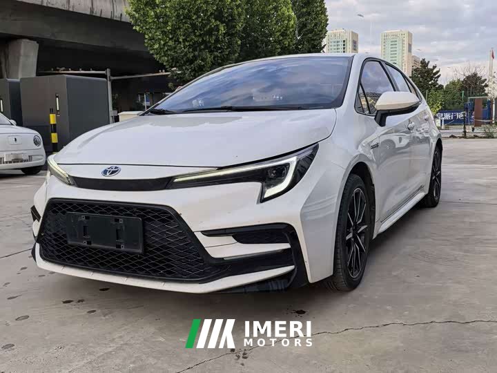 Toyota Corolla 2023 Intelligent Hybrid Dual Engine 1.8L Sport Edition - ავტომობილი ჩინეთიდან