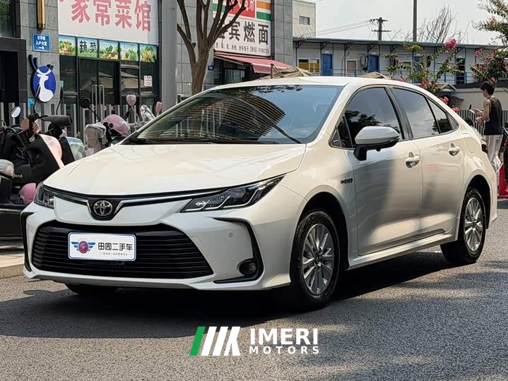 Toyota Corolla Hybrid 1.8L E-CVT Pioneer Edition
