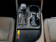 Lexus ES 200 Premium Edition - ფოტო 20