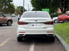 Ford Fiesta 1.5L Automatic Diamond Edition - ფოტო 5
