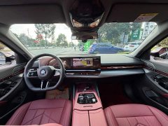 BMW 5 Series 530Li Premier M Sport Package - ფოტო 13