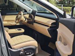 Changan Starchi ET Extended Range 200 Pro - ფოტო 16
