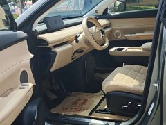 Changan Starchi ET Extended Range 200 Pro - ფოტო 8