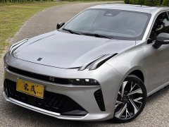Lynk & Co Geely Lynk & Co 03 1.5T DCT Halo - ფოტო 8