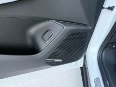 Buick E5 Premium Standard Range Edition - ფოტო 13