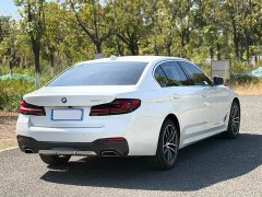 BMW 5 Series 525Li M Sport Package - ფოტო 4