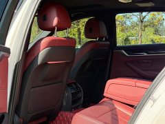 BMW 5 Series 525Li M Sport Package - ფოტო 7