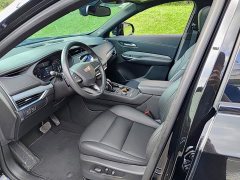 Cadillac XT4 28T FWD Luxury - ფოტო 7