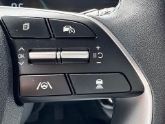 Hyundai Elantra 1.5L CVT Luxury - ფოტო 17