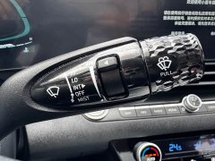 Hyundai Elantra 1.5L CVT Luxury - ფოტო 19