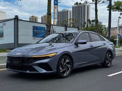 Hyundai Elantra 1.5L CVT Luxury - ფოტო 2