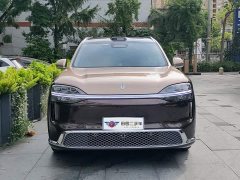 AITO M9 Pure Electric Ultra 6-Seater - ფოტო 2