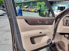 AITO M9 Pure Electric Ultra 6-Seater - ფოტო 6