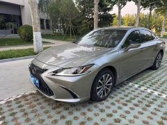 Lexus ES 2022 200 Excellence Edition - ფოტო 1