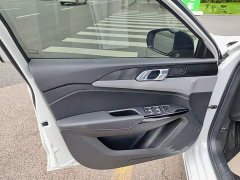 Lynk & Co Geely Lynk & Co 02 Hatchback 2.0T Diesel Plus - ფოტო 6