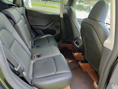Tesla Model Y Rear-Wheel Drive - ფოტო 11
