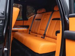 Rolls-Royce Cullinan Black Badge - ფოტო 15