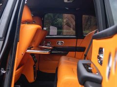 Rolls-Royce Cullinan Black Badge - ფოტო 17