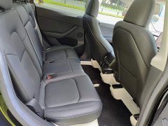 Tesla Model Y Rear-Wheel Drive - ფოტო 11