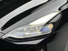 Tesla Model Y 2021 Performance All-Wheel Drive - ფოტო 17