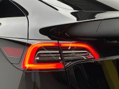 Tesla Model Y 2021 Performance All-Wheel Drive - ფოტო 18