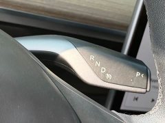 Tesla Model Y Long Range All-Wheel Drive - ფოტო 11