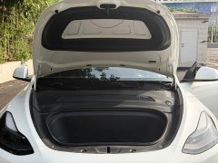 Tesla Model Y Long Range All-Wheel Drive - ფოტო 13