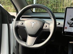 Tesla Model Y Long Range All-Wheel Drive - ფოტო 9