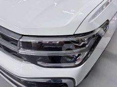 Volkswagen Touareg 300TSI Two-Wheel Drive Full Moon Edition - ფოტო 4