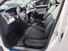 Volkswagen Touareg 300TSI Two-Wheel Drive Full Moon Edition - ფოტო 9